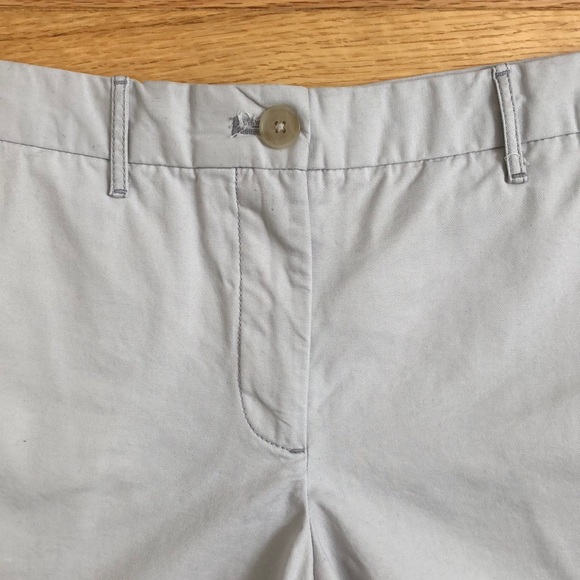 GAP Light Grey 100% Cotton Khaki Shorts - Picture 4 of 6